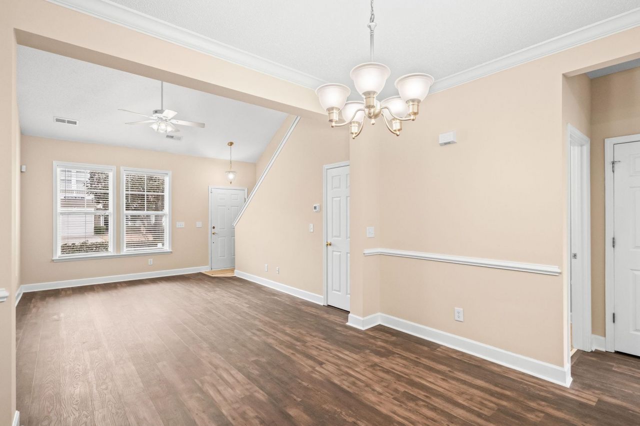 6172 Catalina Dr. Photo 9