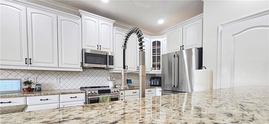 2538 Blackburn Cir, Cape Coral, FL 33991 Photo