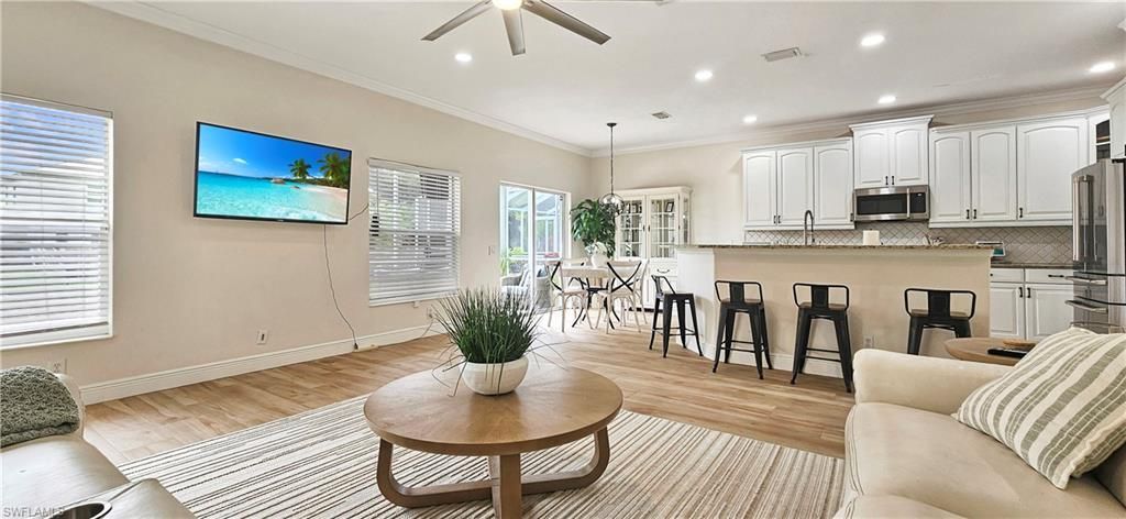 2538 Blackburn Cir, Cape Coral, FL 33991 Photo