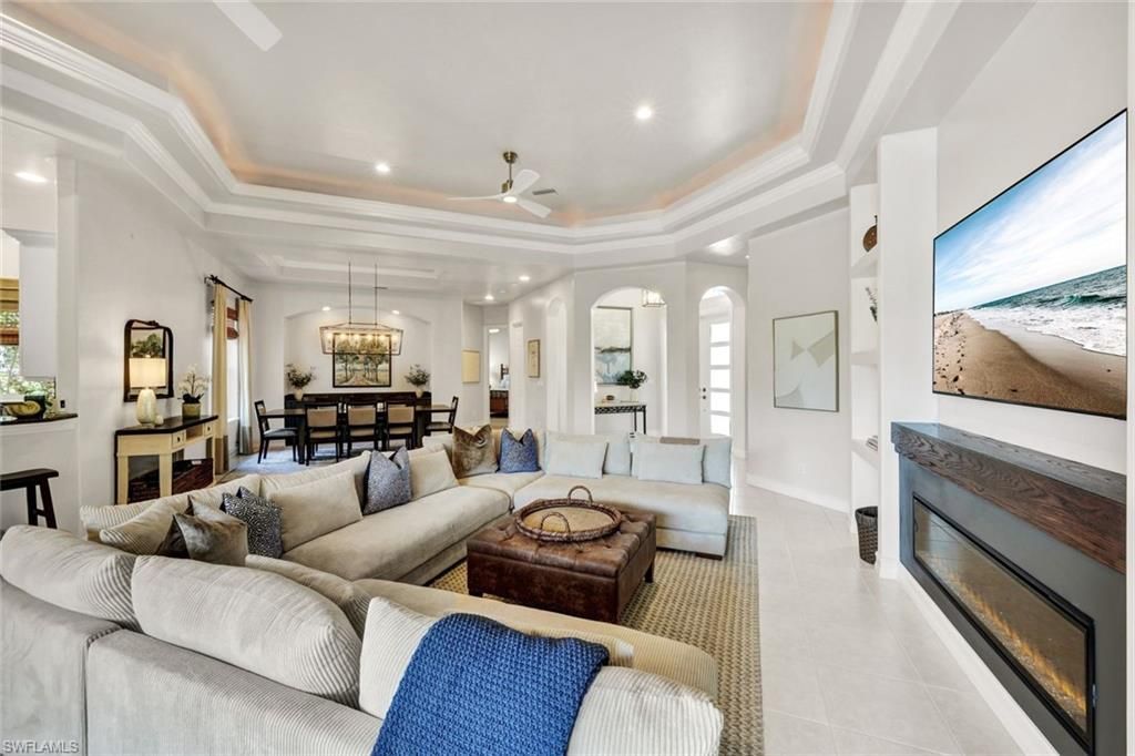 18070 Montelago Ct, Miromar Lakes, FL 33913 Photo