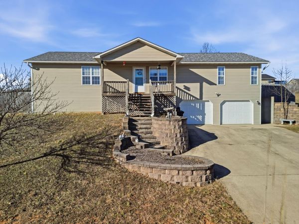 1605 Jon Street, West Plains, MO 65775