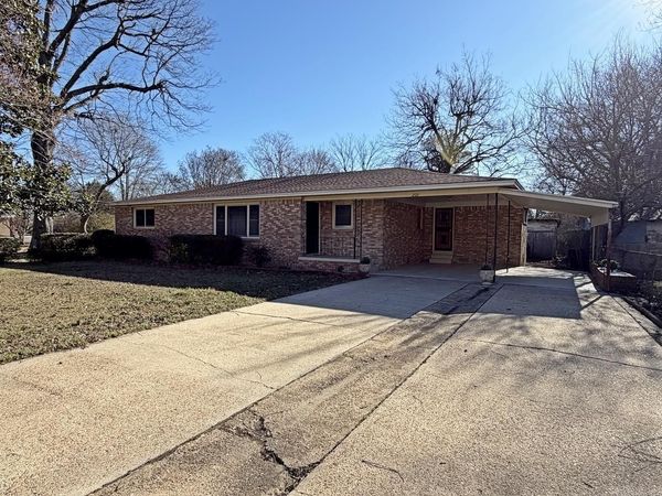 205 Central Ave Avenue, Bay, AR 72411