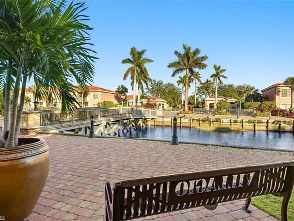 20320 Estero Gardens CIR, Unit 208, ESTERO, FL 33928