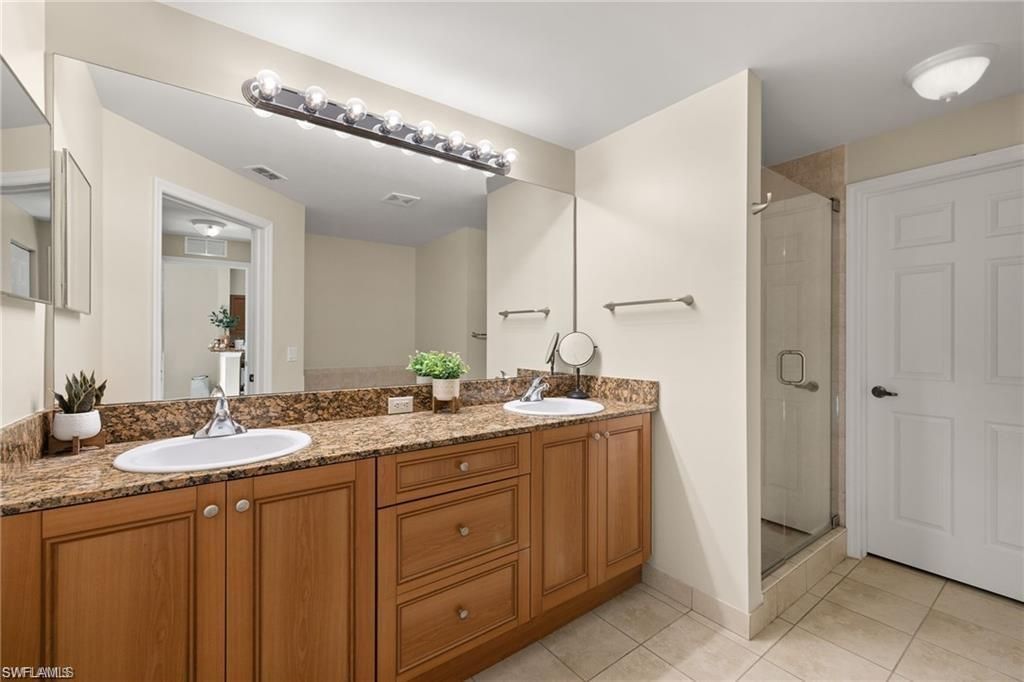 20320 Estero Gardens Cir, Unit 208, Estero, FL 33928 Photo