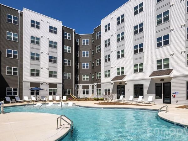 8424 N Tryon Street, Unit A2, Charlotte, NC 28262