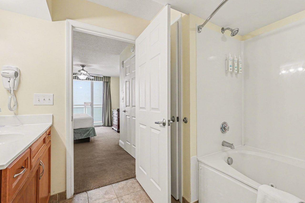 1321 S Ocean Blvd. Photo 13