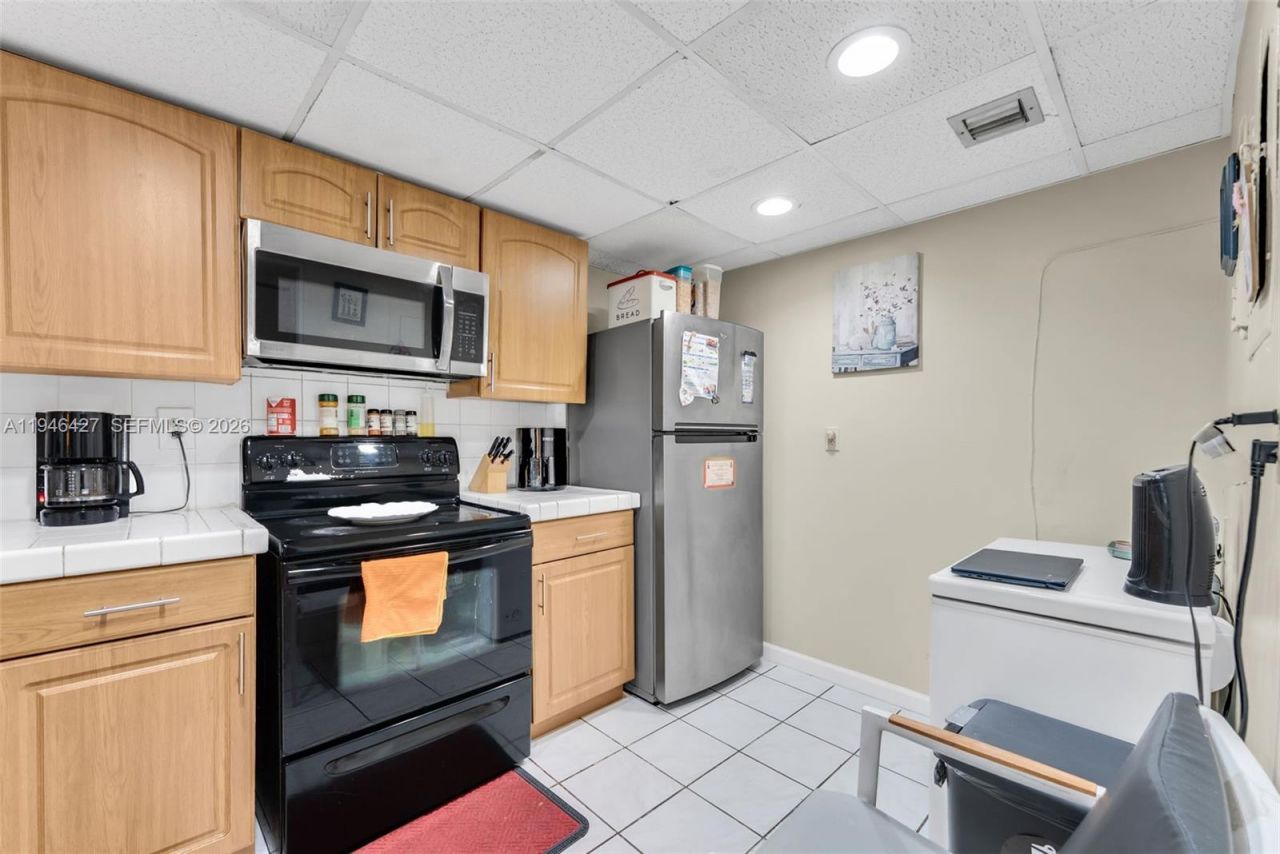 9050 NW 28th St, Unit 131, Coral Springs, FL 33065 Photo