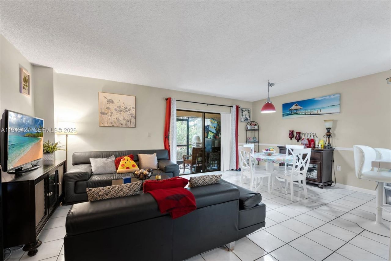 9050 NW 28th St, Unit 131, Coral Springs, FL 33065 Photo