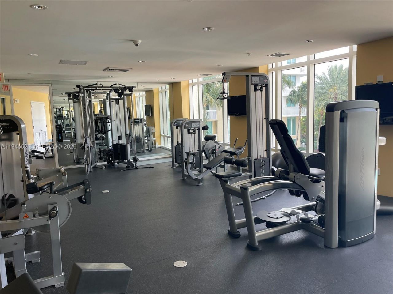 1745 E Hallandale Beach Blvd, Unit 1907W, Hallandale Beach, FL 33009 Photo