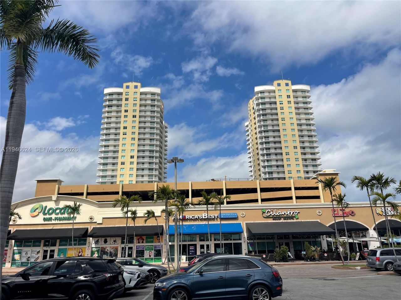 1745 E Hallandale Beach Blvd, Unit 1907W, Hallandale Beach, FL 33009 Photo