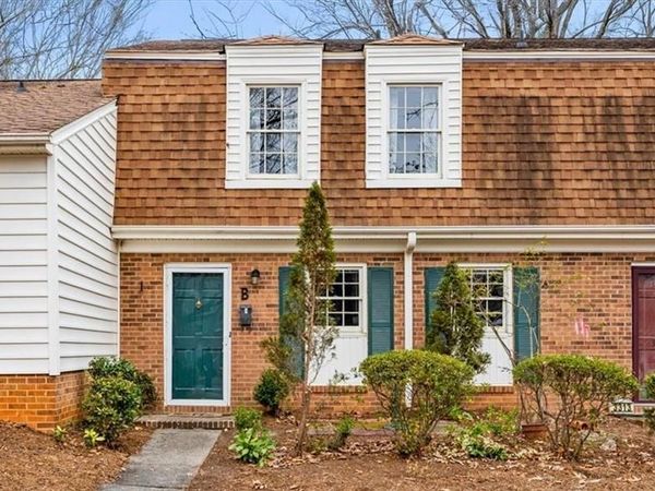 3313-B Regents Park Lane, Greensboro, NC 27455