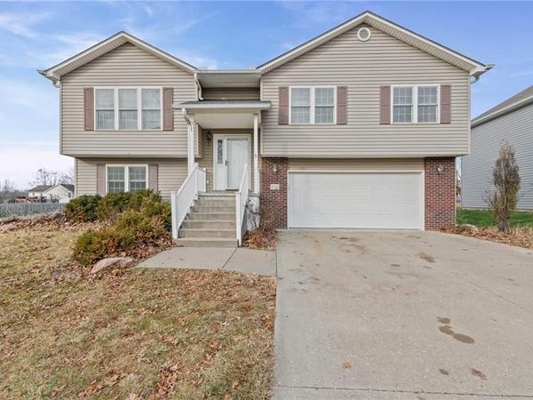 3212 Morton Lane, St Joseph, MO 64506