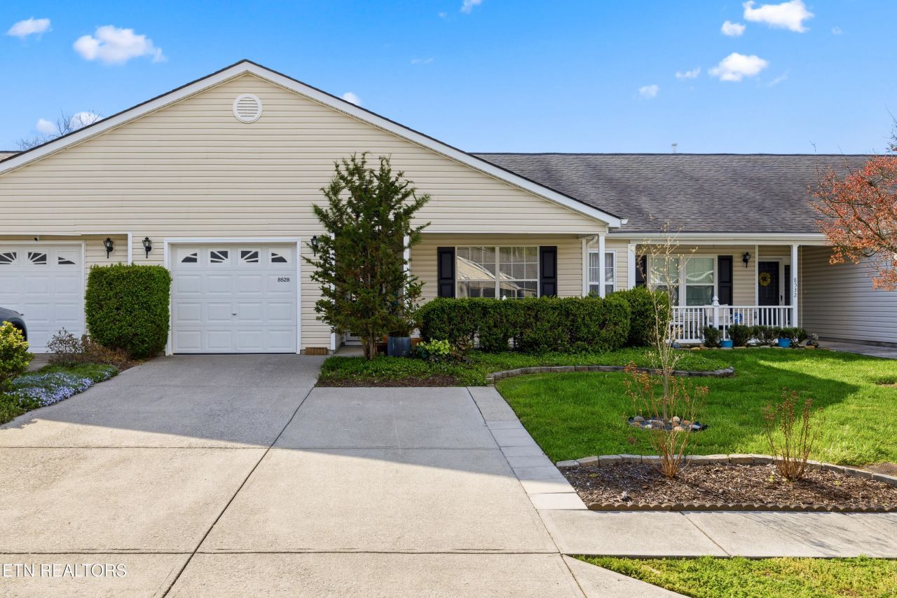 8528 Wisteria Way Knoxville, TN 37931