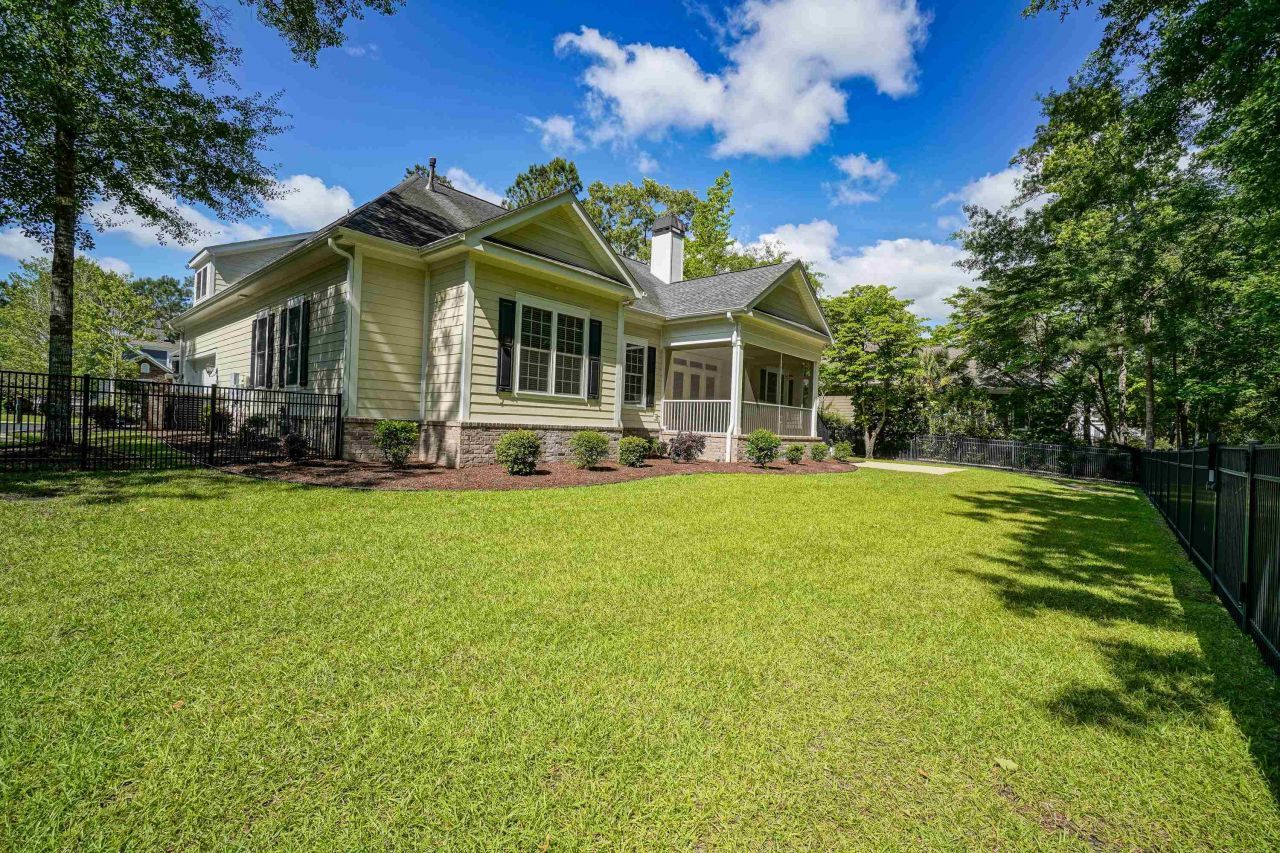 625 Whispering Pines Ct. Photo 30