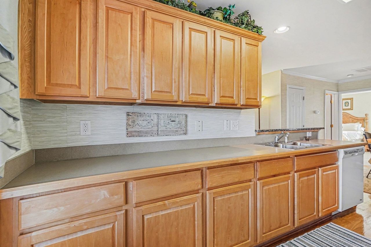 3425 Arrowhead Blvd. Photo 11