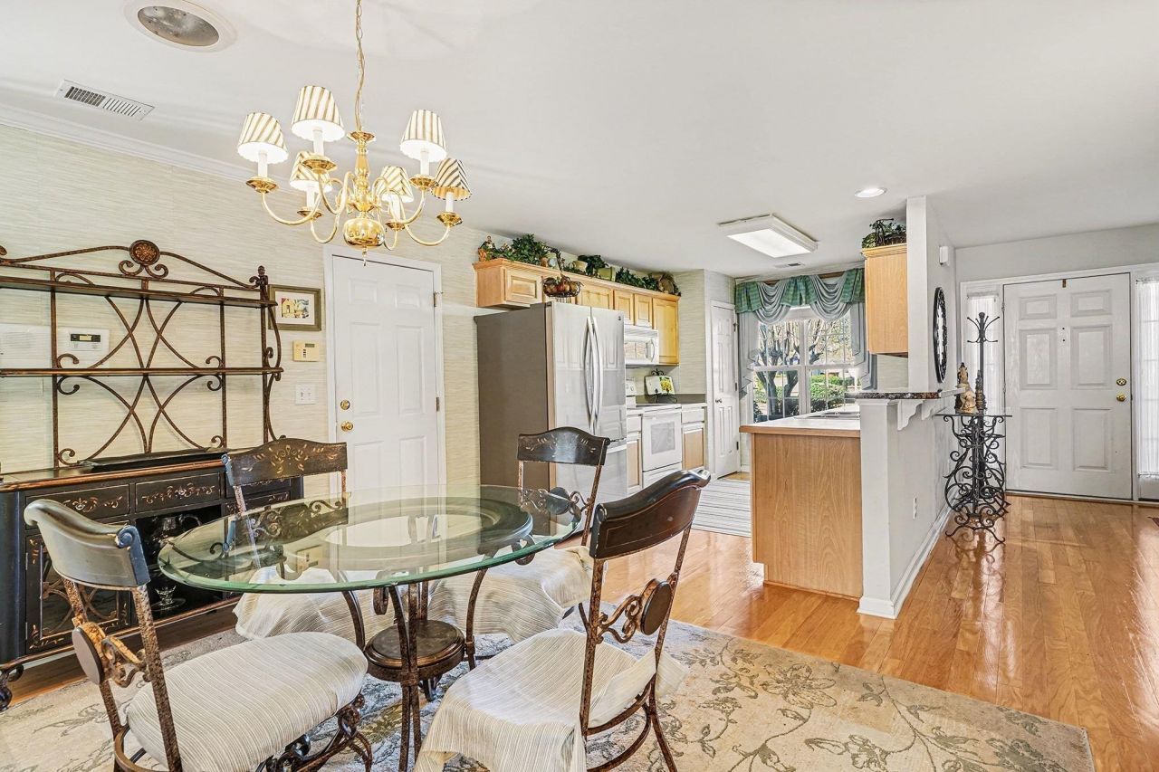 3425 Arrowhead Blvd. Photo 8