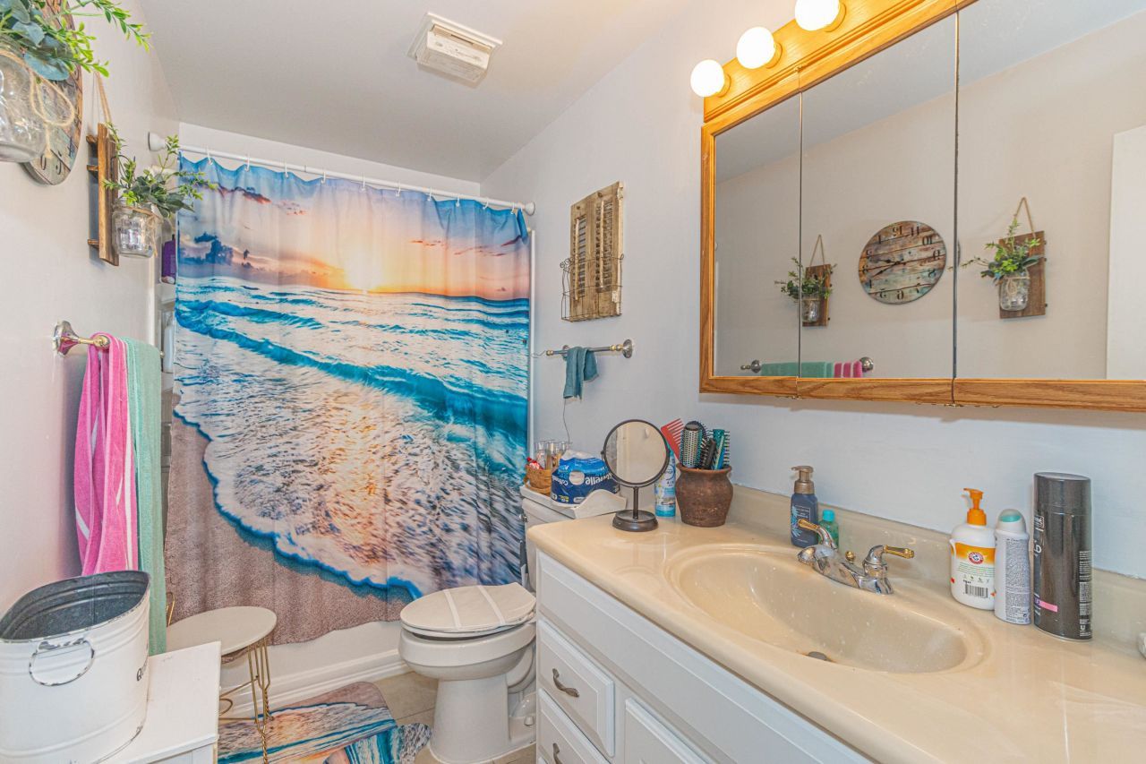 3700 Golf Colony Lane Photo 14