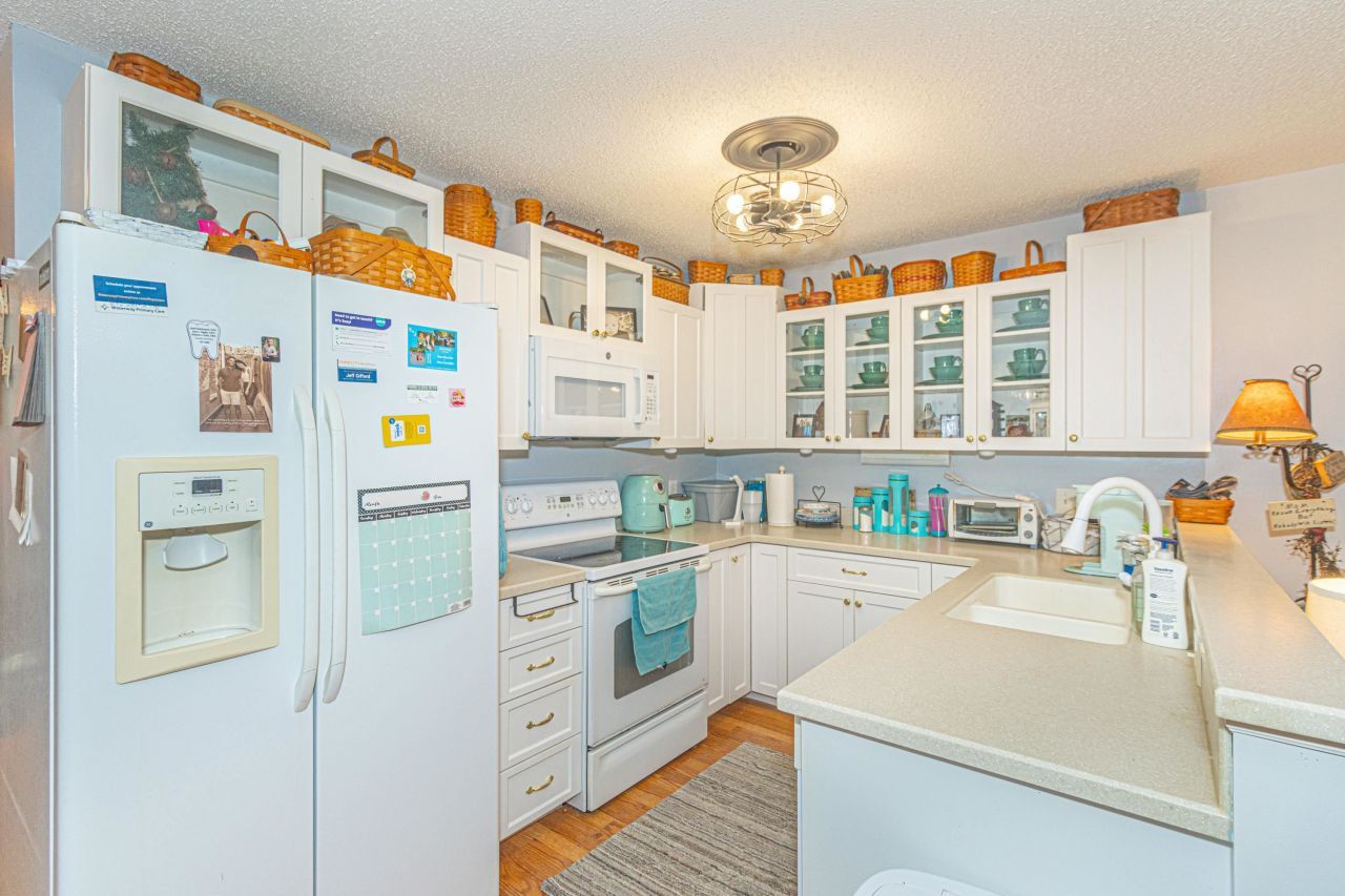 3700 Golf Colony Lane Photo 7