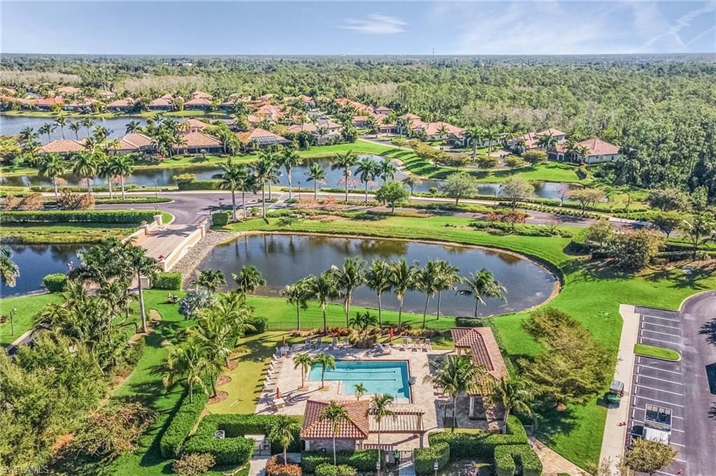 9731 Acqua Ct, Unit 543, Naples, FL 34113 Photo