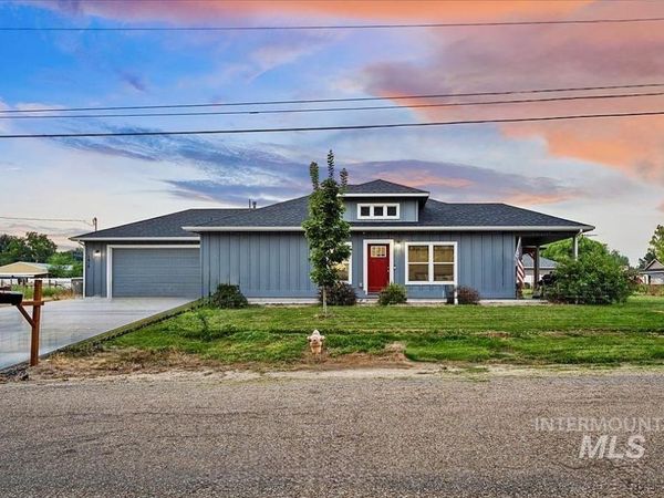 1616 Florida, Nampa, ID 83686