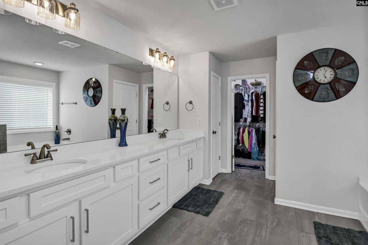 531 Rhine Falls Lane  Photo 15