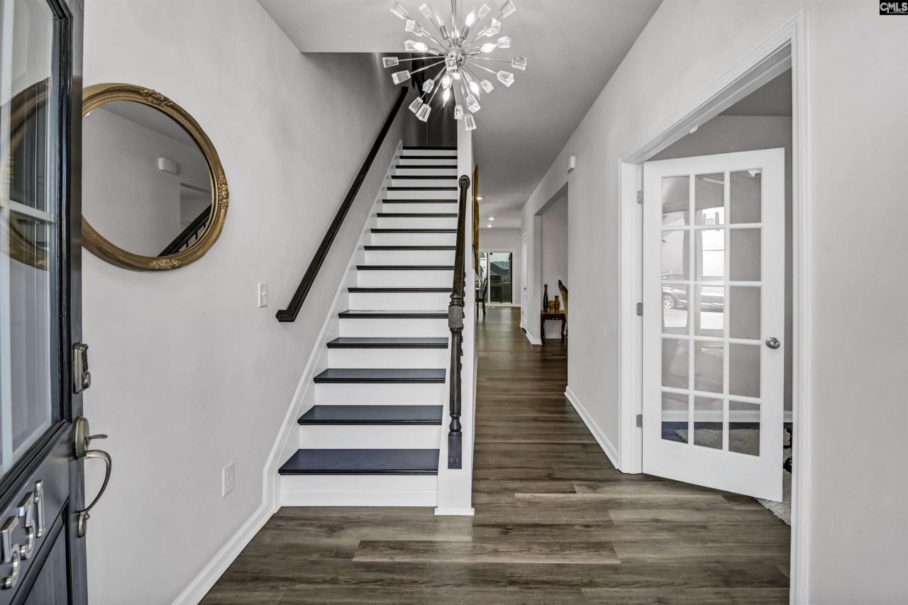 531 Rhine Falls Lane  Photo 29