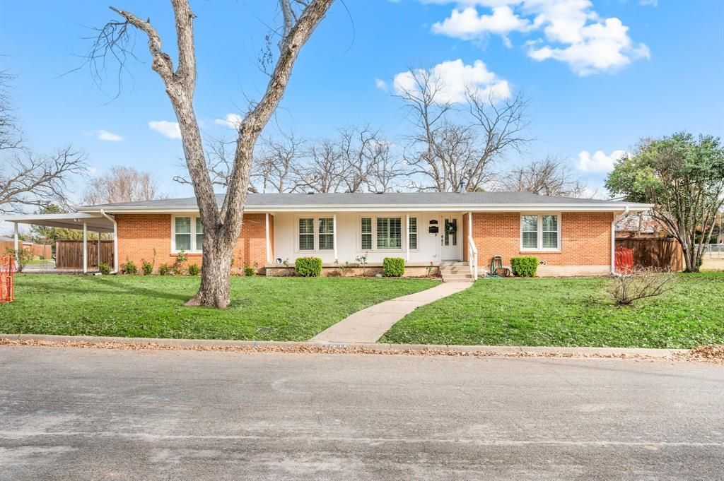 2900 Spruce Park Drive, Richland Hills, TX 76118 Main Photo