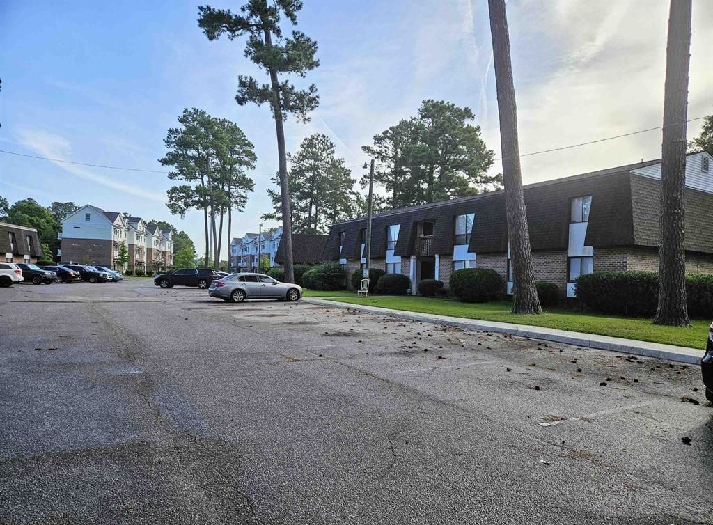 615 Carter Ln. Photo 10