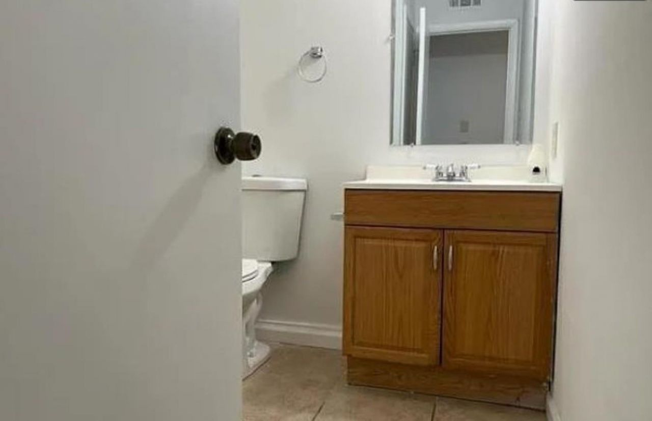 615 Carter Ln. Photo 6