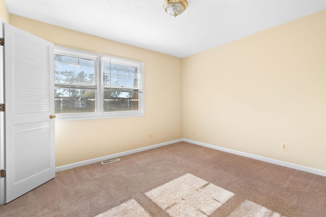 1025 Carolina Rd. Photo 14