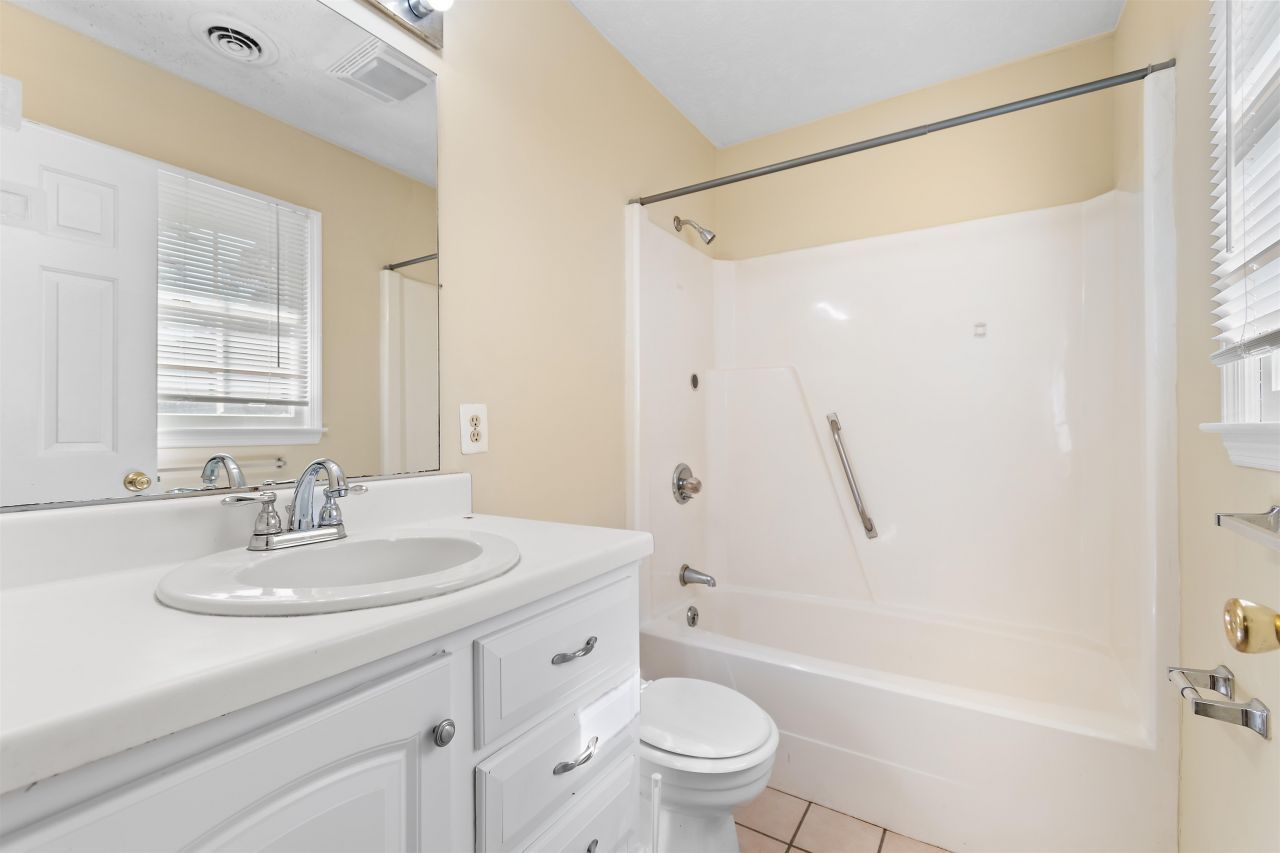 1025 Carolina Rd. Photo 8