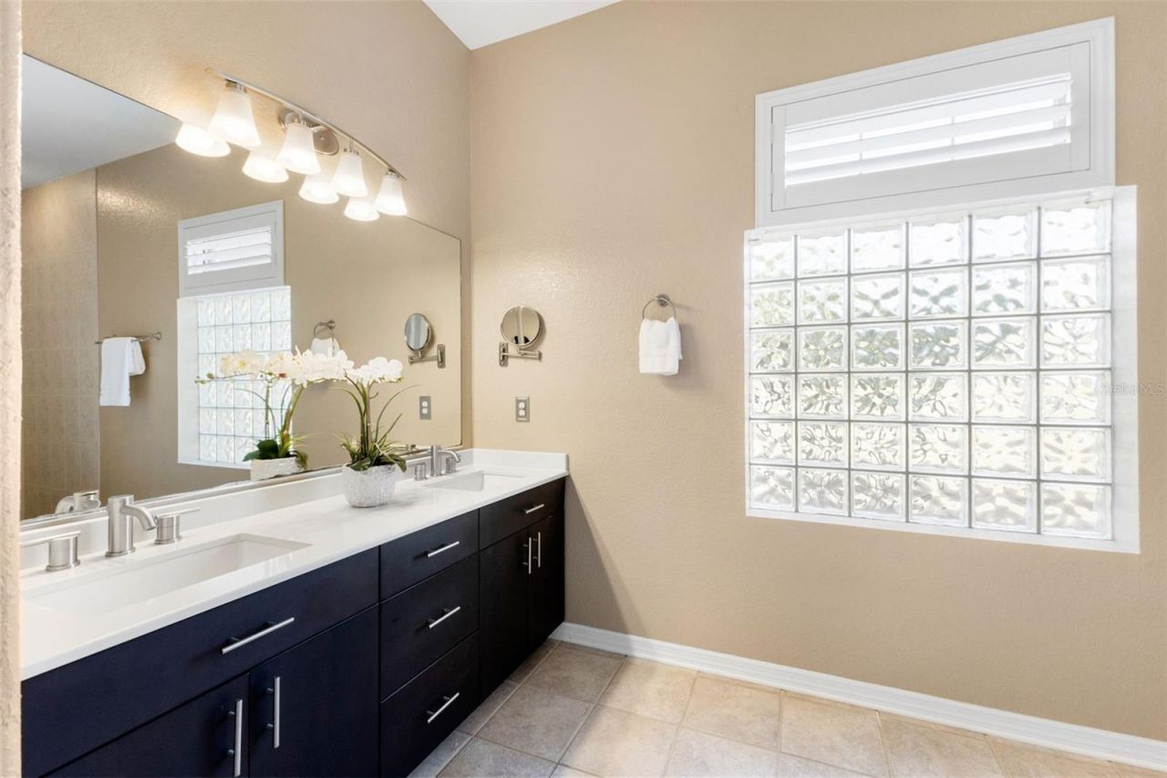 12305 Twin Branch Acres Road, Tampa, FL 33626 Photo