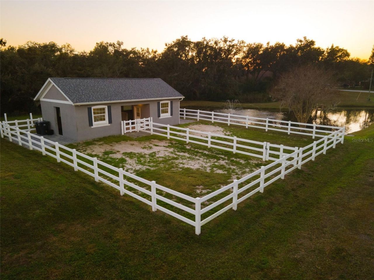 12305 Twin Branch Acres Road, Tampa, FL 33626 Photo