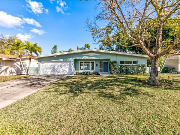 149 PINEWOOD AVENUE, CLEARWATER, FL 33765