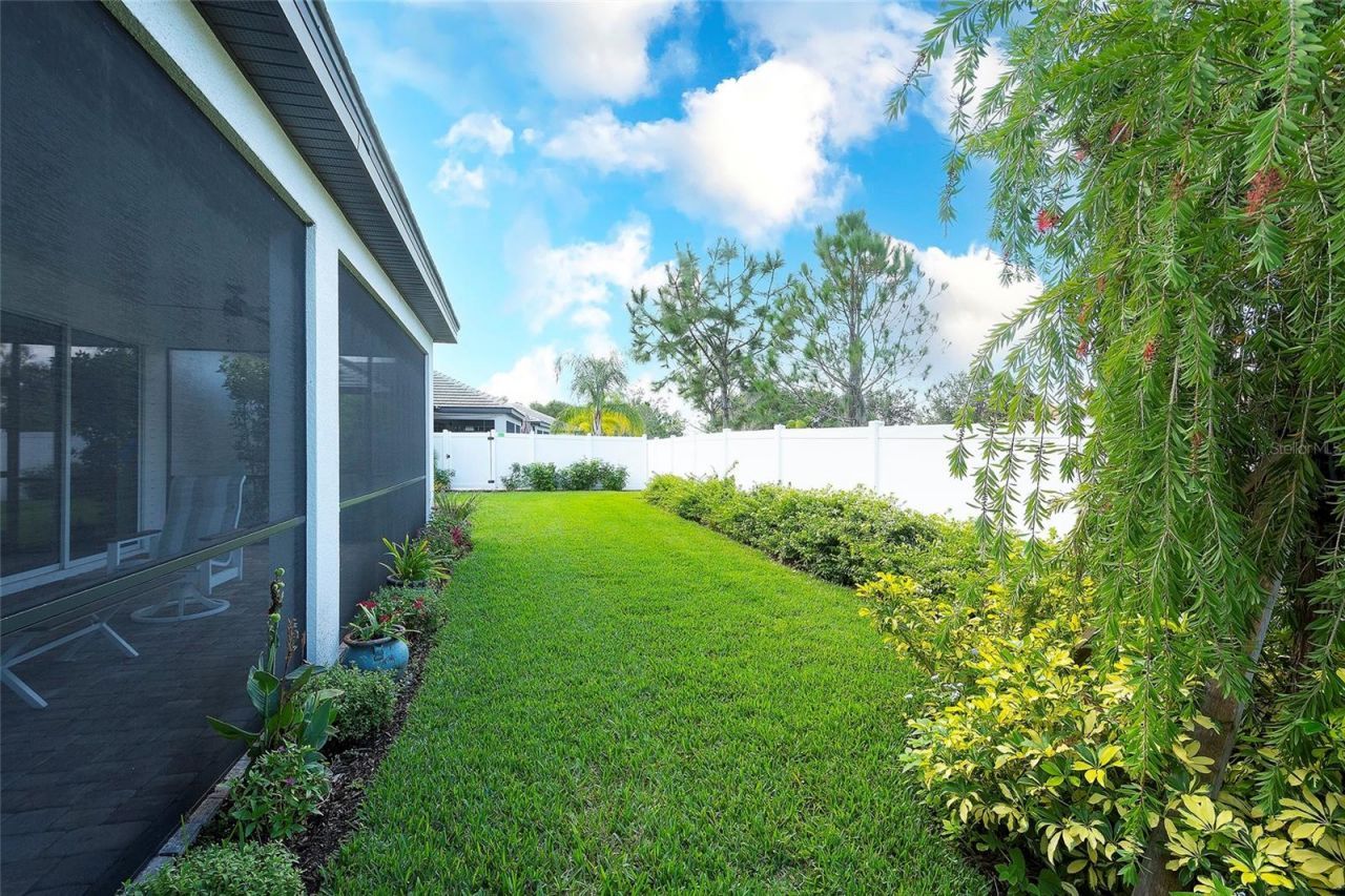 3707 Wild Blossom Place, Parrish, FL 34219 Photo