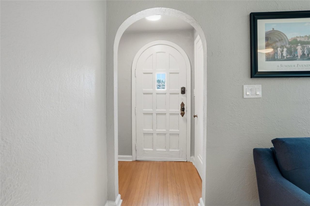 511 27th Avenue N, Saint Petersburg, FL 33704 Photo