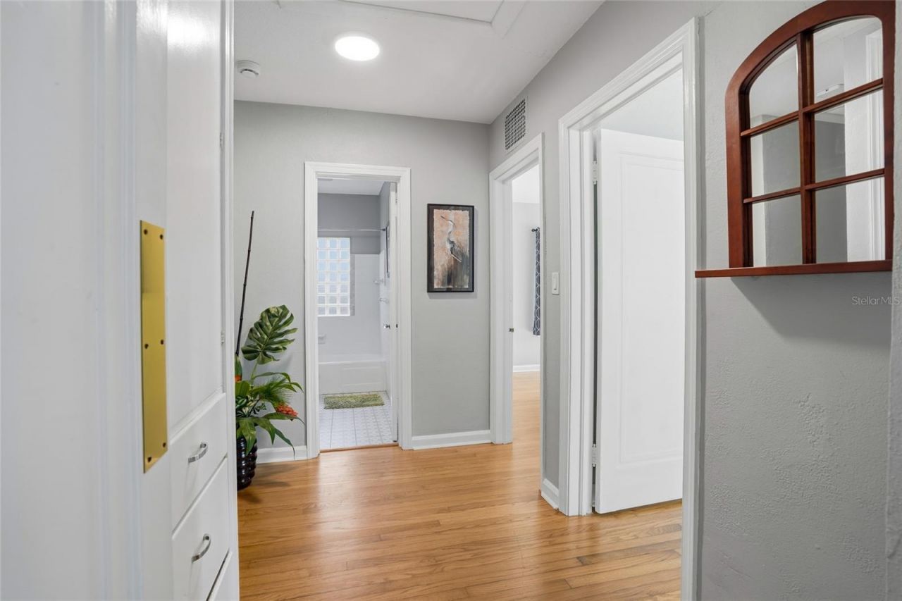 511 27th Avenue N, Saint Petersburg, FL 33704 Photo