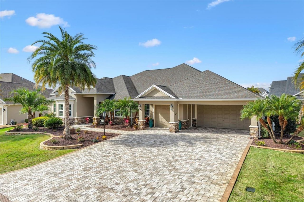 984 Iron Oak Way, The Villages, FL 32163 Photo