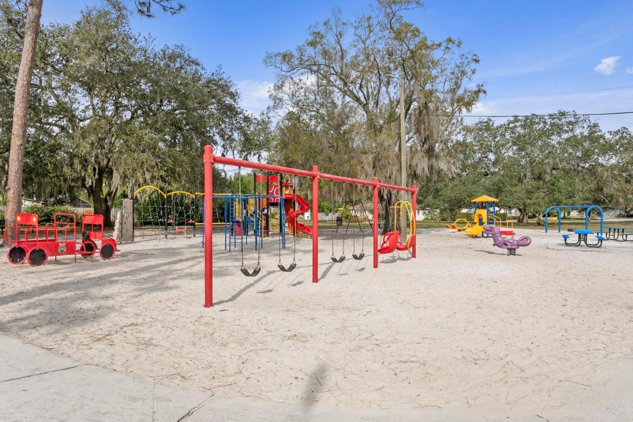 309 Park Ridge Avenue, Temple Terrace, FL 33617 Photo