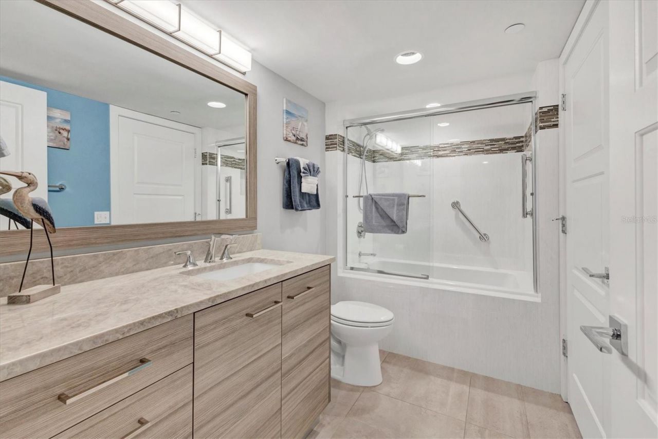 1145 Gulf Of Mexico Dr, Unit 603, Longboat Key, FL 34228 Photo