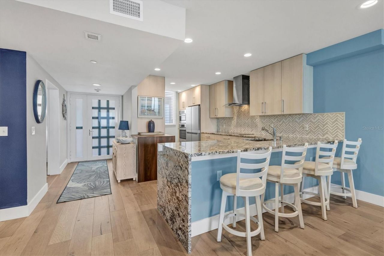 1145 Gulf Of Mexico Dr, Unit 603, Longboat Key, FL 34228 Photo