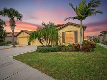 5455 SUNSET FALLS DRIVE, APOLLO BEACH, FL 33572