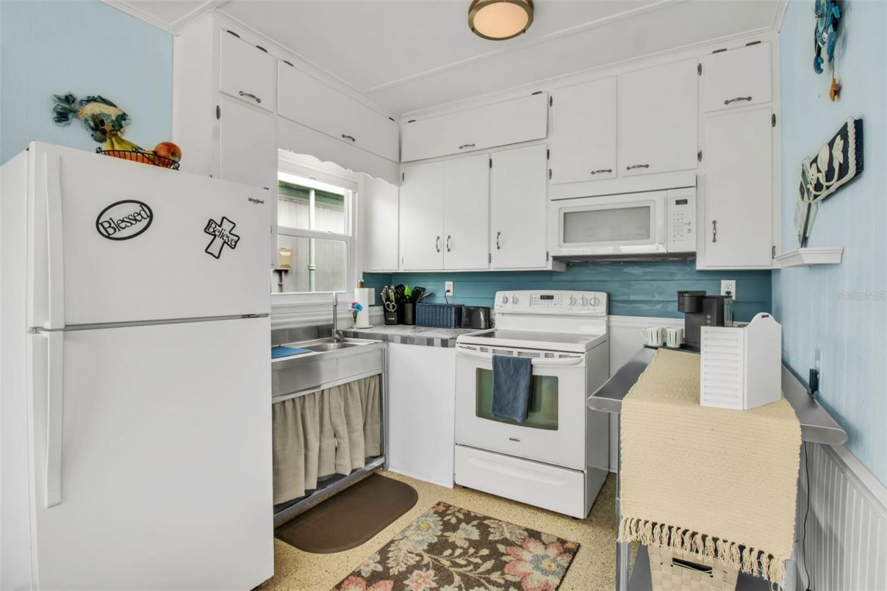 10315 Cortez Road W, Unit 12-3, Bradenton, FL 34210 Photo