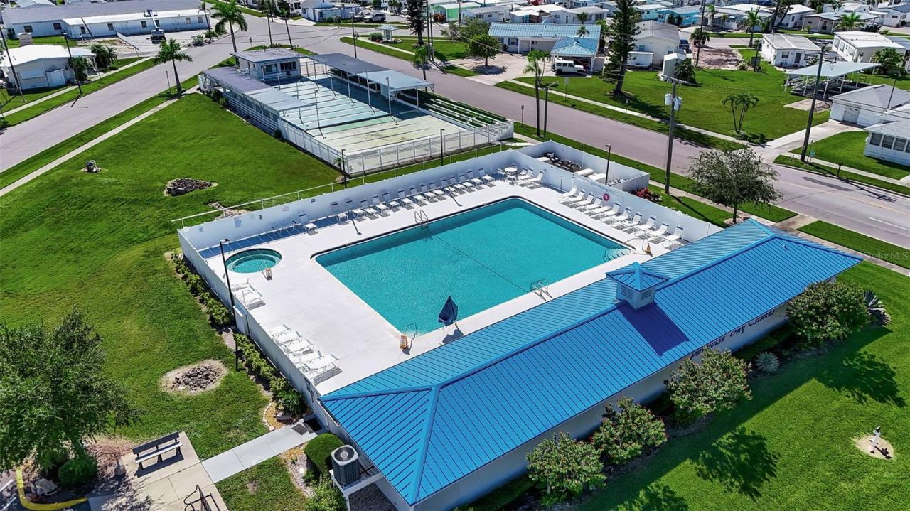 10315 Cortez Road W, Unit 12-3, Bradenton, FL 34210 Photo