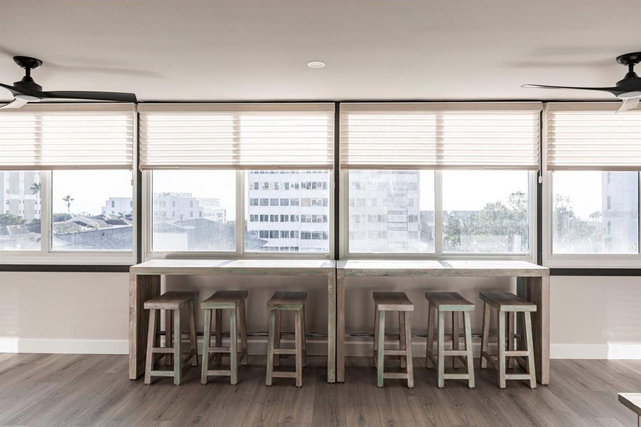 1125 W Peppertree Drive, Unit 402, Sarasota, FL 34242 Photo