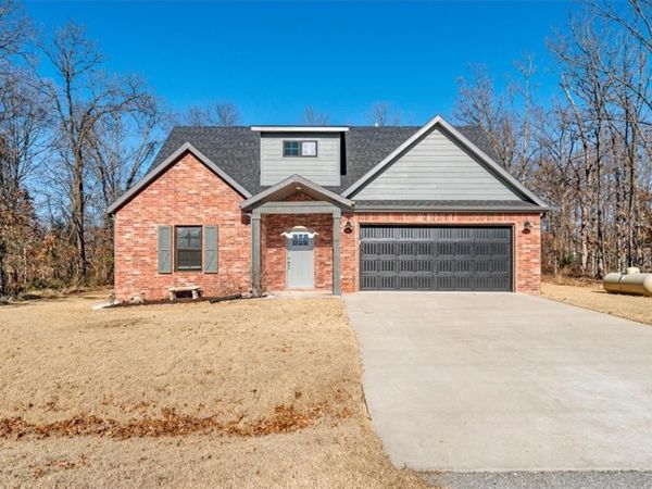 66 Perth Drive, Bella Vista, AR 72715