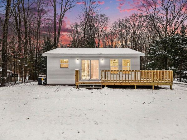 7788 E 36th Street, Newaygo, MI 49337