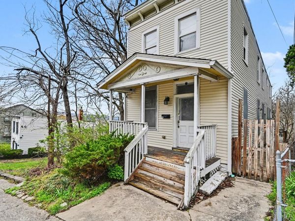 760 Straight Street, Cincinnati, OH 45214
