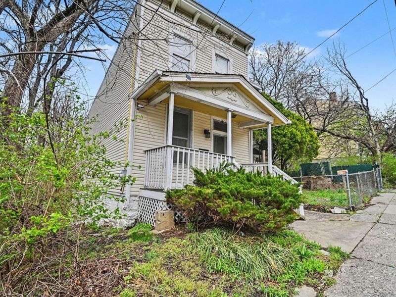 760 Straight Street, Cincinnati, OH 45214 Photo 2