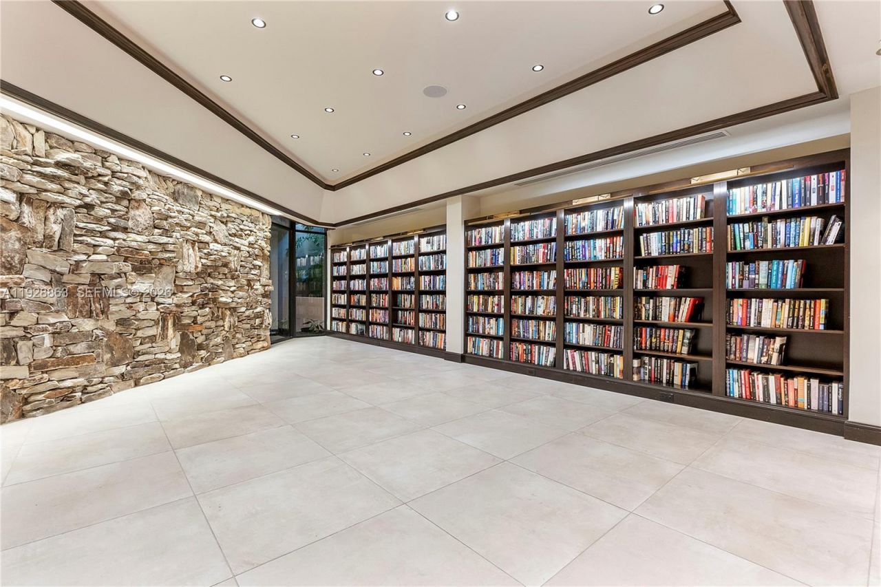 2 Grove Isle Dr, Unit B1110, Miami, FL 33133 Photo